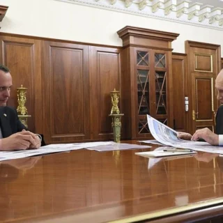 Андрей Никитин доложил Владимиру Путину в том числе о проектах в сфере морского и речного транспорта